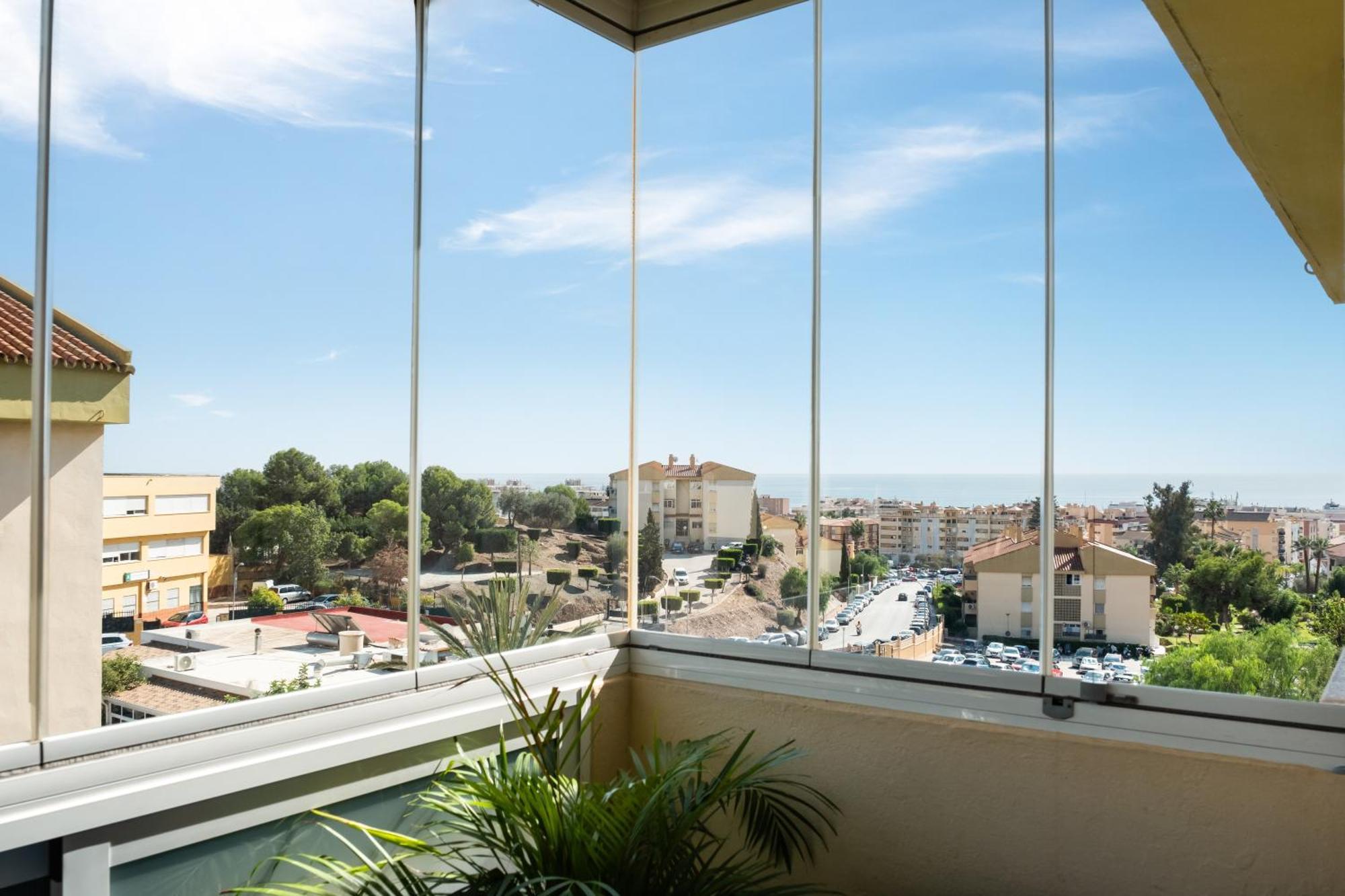 Apartamento Gran Sol Rincón de la Victoria Екстериор снимка